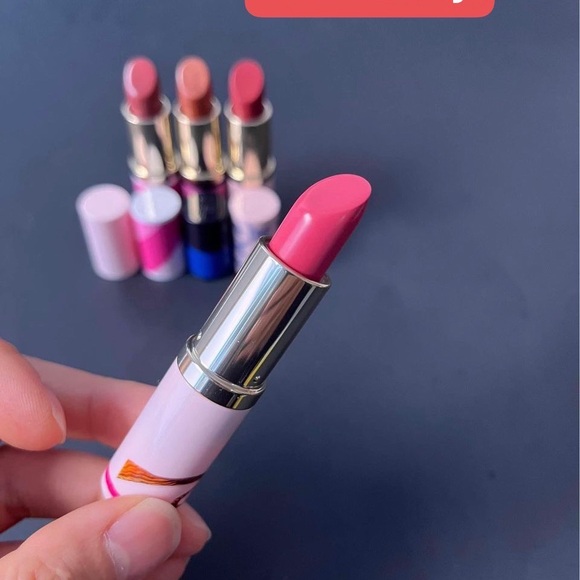 Estee Lauder Lipstick Set 4pcs - Picture 3 of 5